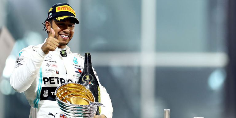 En Abu Dhabi, Hamilton obtuvo uno de los triunfos mas demoledores de toda la temporada, finalizando con una ventaja de 16 segundos.