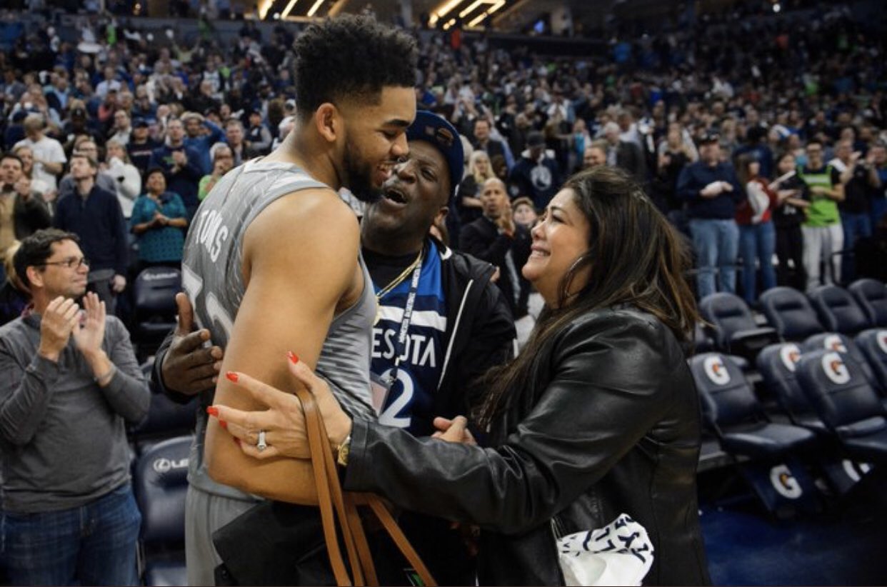 madre de Karl-Anthony Towns