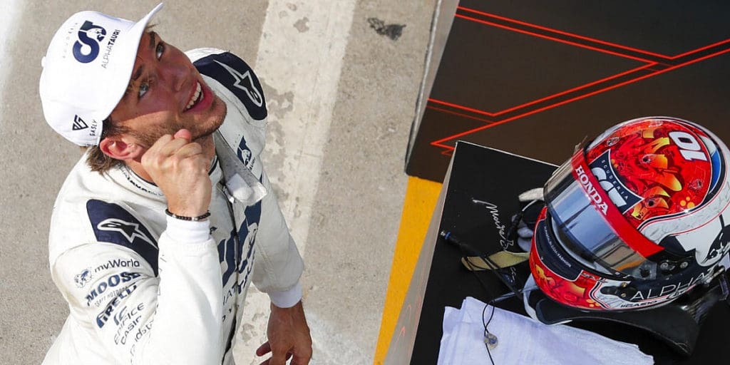 El francés Pierre Gasly pudo contener a Carlos Sainz jr. para llevarse su primer lauro en la máxima categoría.