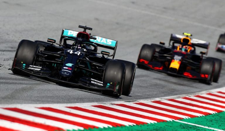 Mercedes vs Red Bull: Una batalla emocionante