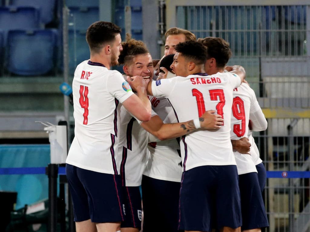 Inglaterra gana, gusta y golea 1 1003494631