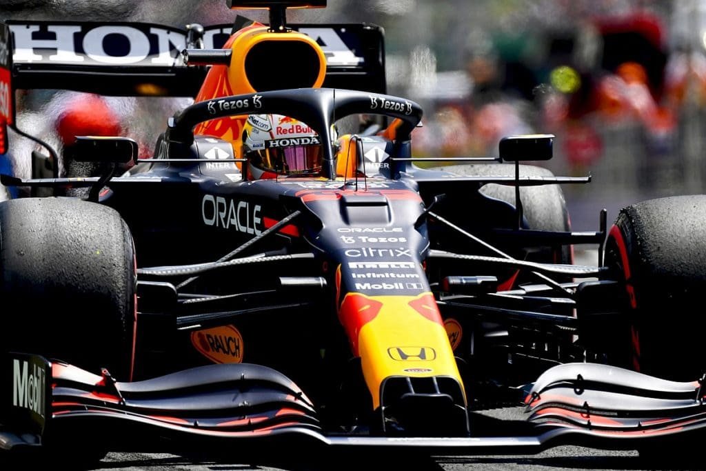 Max Verstappen necesita adelantar en la salida o todo estará muy cuesta arriba