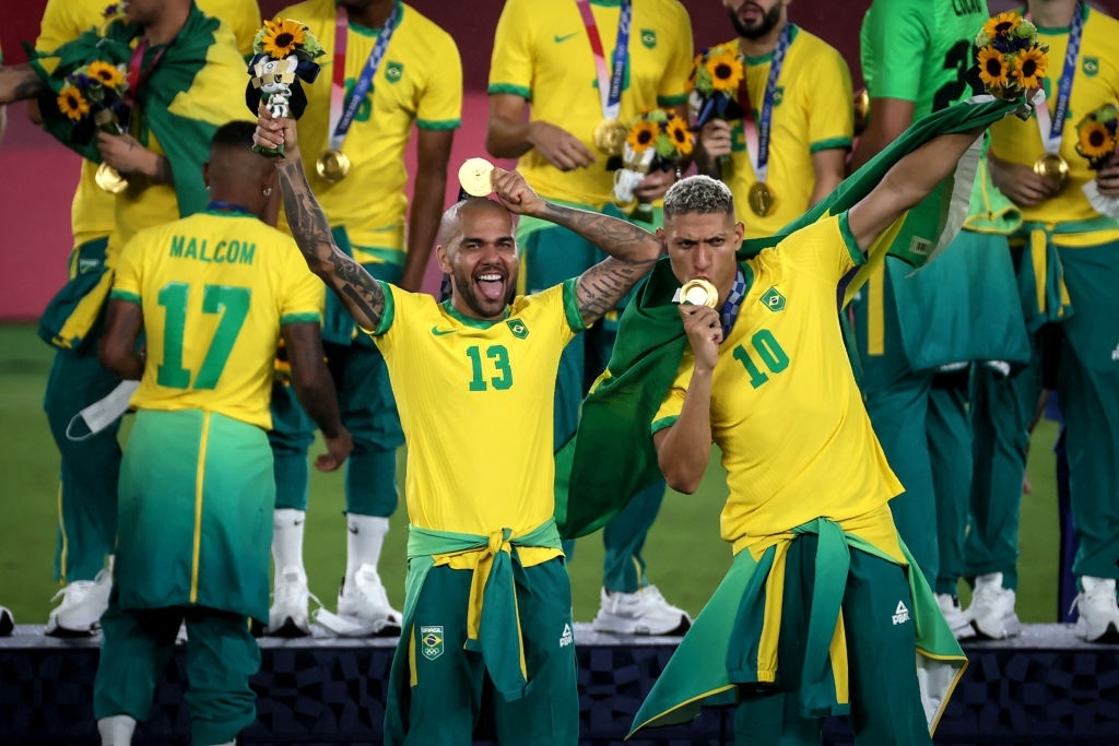 La alegría de Brasil, Dani Alves y Richarlison