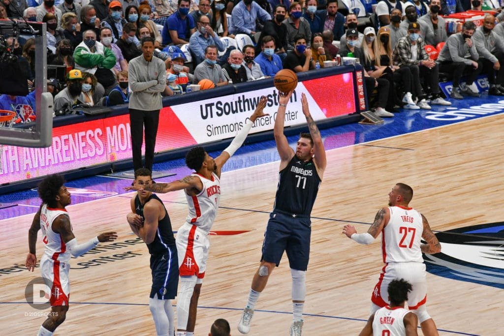 NBA: Dallas Mavericks vence a Houston Rockets en el primer encuentro como local 2 Dalton Schultz 96