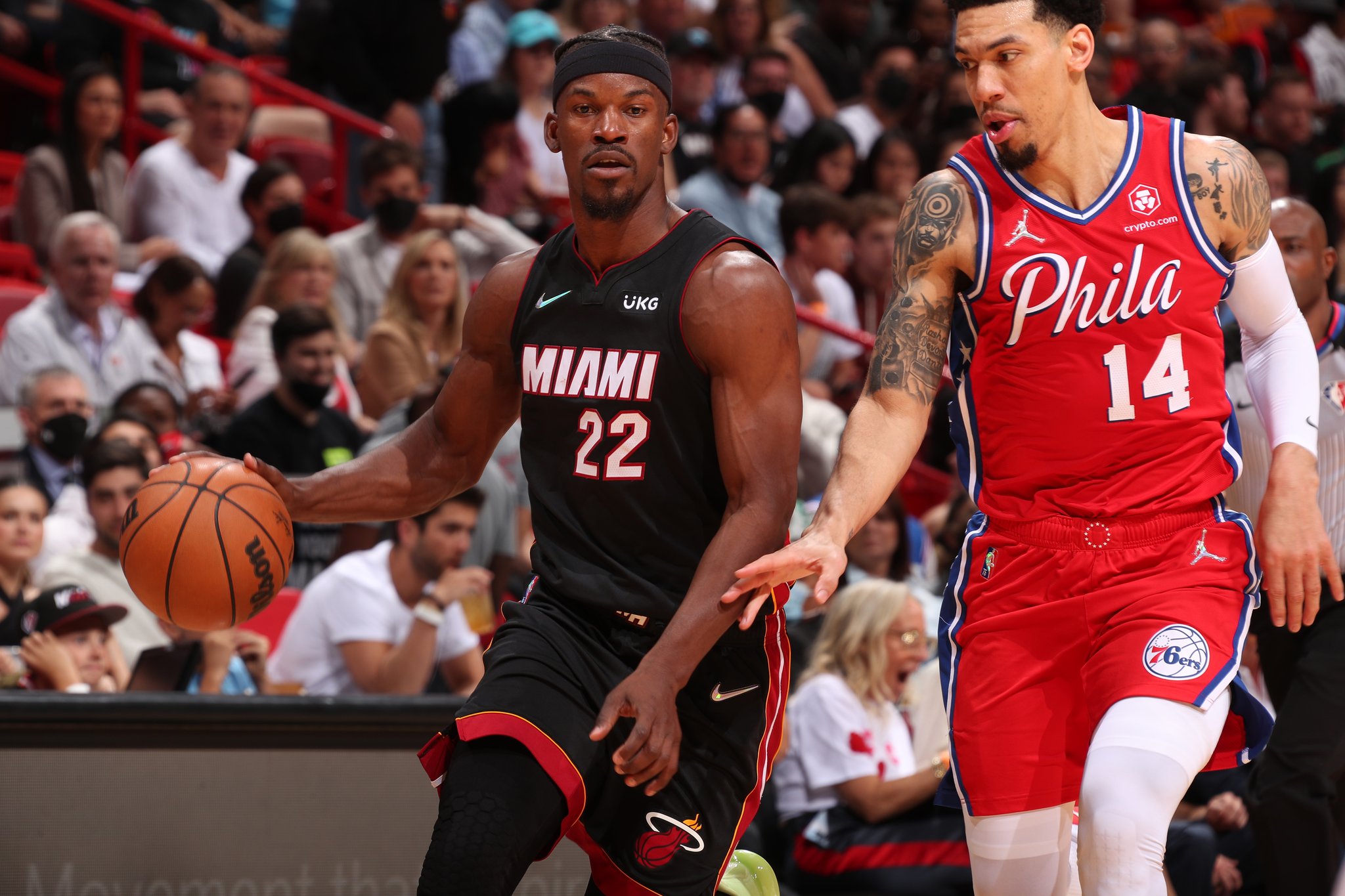 Jimmy Butler anotó 21 puntos en la victoria del Heat