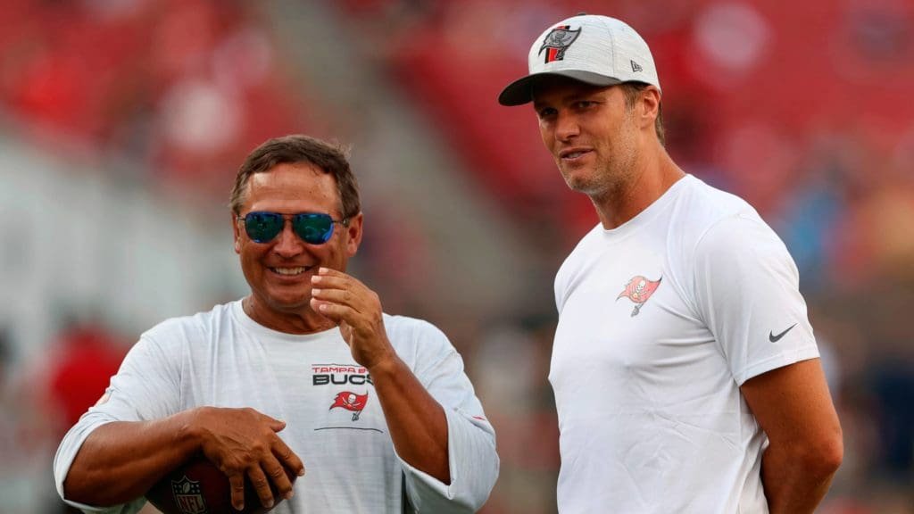 Clyde Christensen y Tom Brady