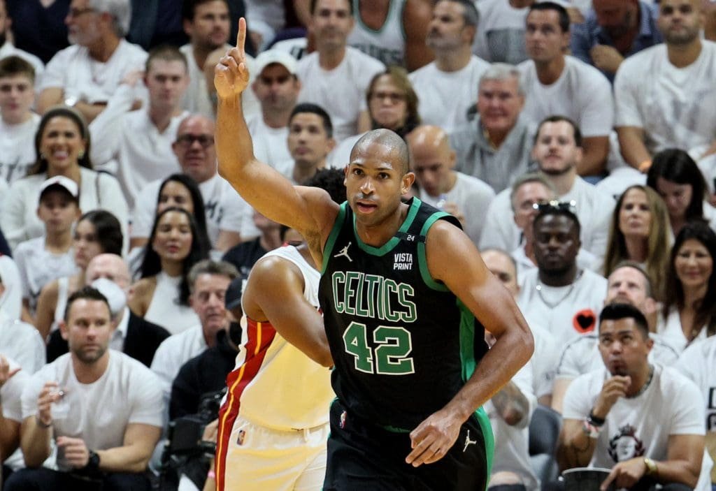 Ganaron Los Celtics y se ponen a una victoria de las finales de la NBA 10 Al Horford