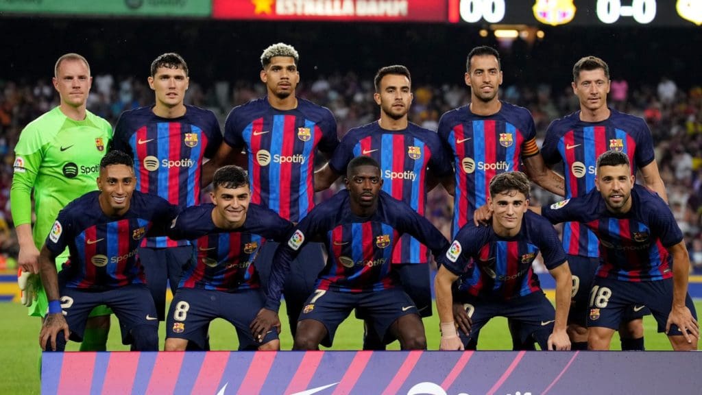 Barcelona está al frente de La Liga de España