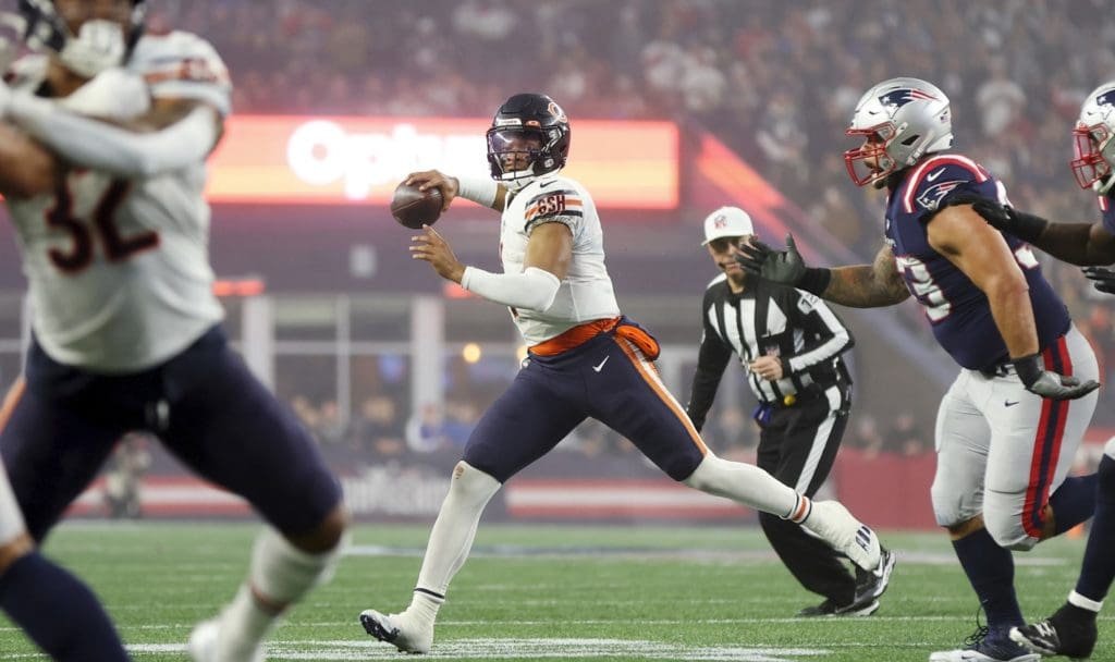 Justin Fields y el ataque terrestre de Bears aplastan a los Patriots 5 Justin Fields