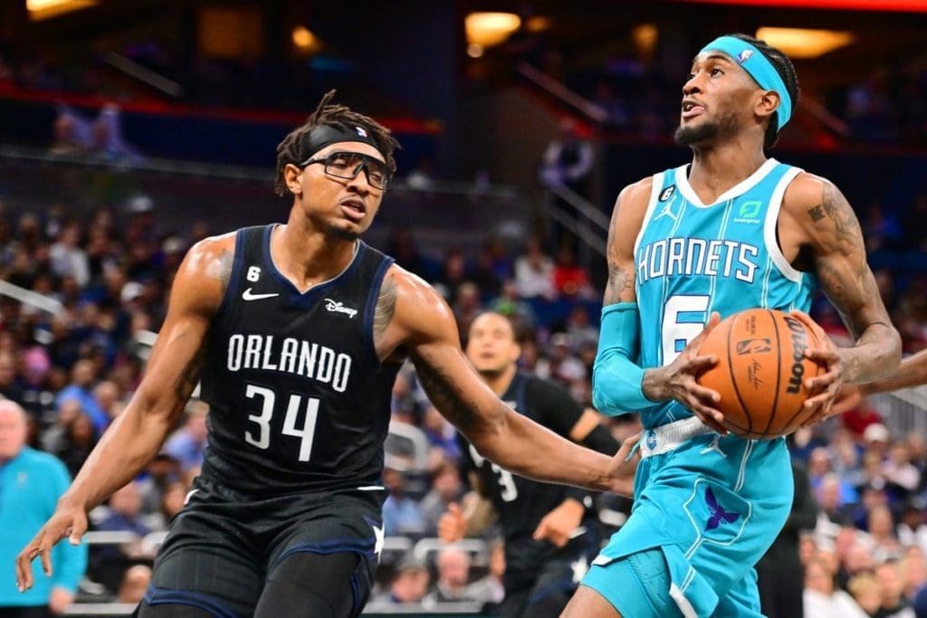 Orlando Magic volvió a la derrota tras caer 112-105 con los Charlotte Hornets 2 1441520414.0