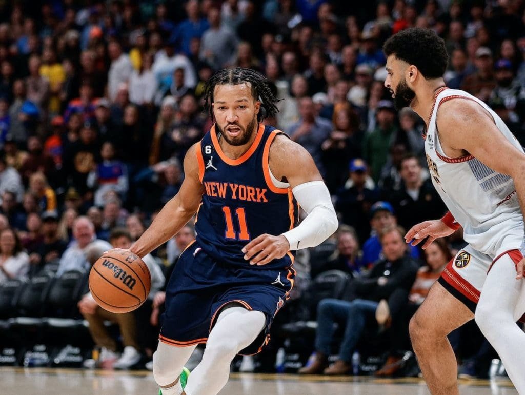 Los Nuggets pierden su primer partido en casa, sin Jokic 4 jalen brunson november 17 2022