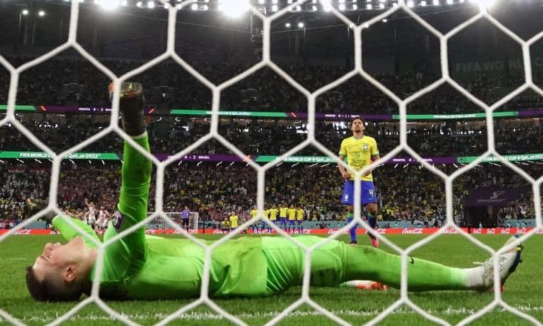Dominik Livakovic, héroe de Croacia ante Brasil en Qatar 2022