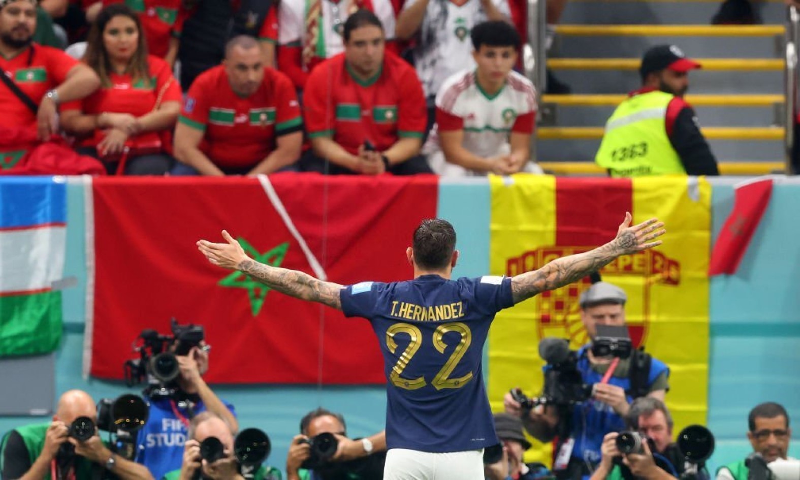 Theo Hernández abrió el marcador para Francia