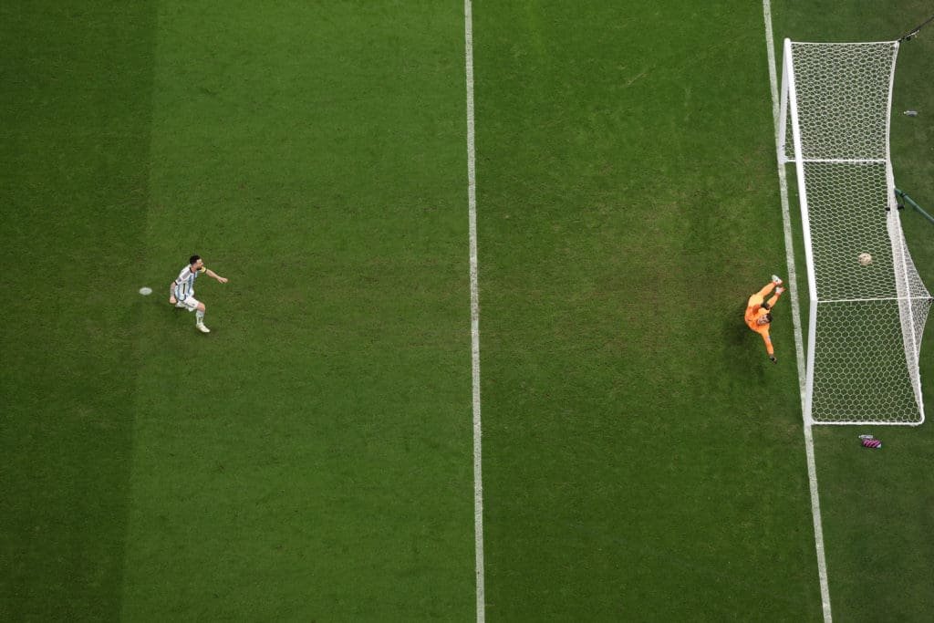 Gol de Messi de penalti