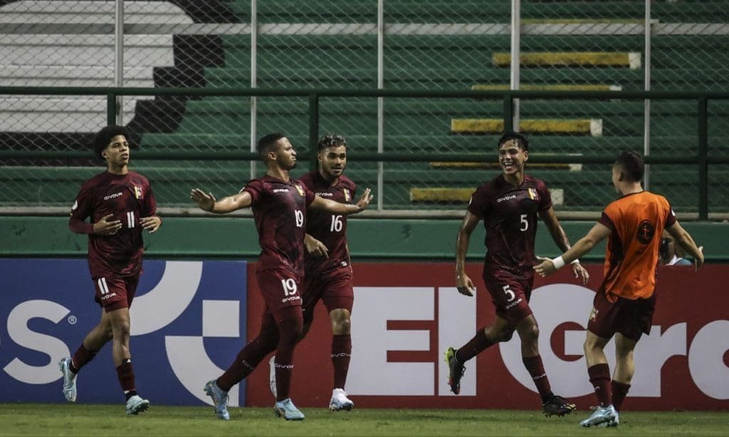 Venezuela conquistó su primer triunfo en el Sudamericano sub 20 4 Brayan Alcócer anotó el gol de la victoria de Venezuela sobre Ecuador