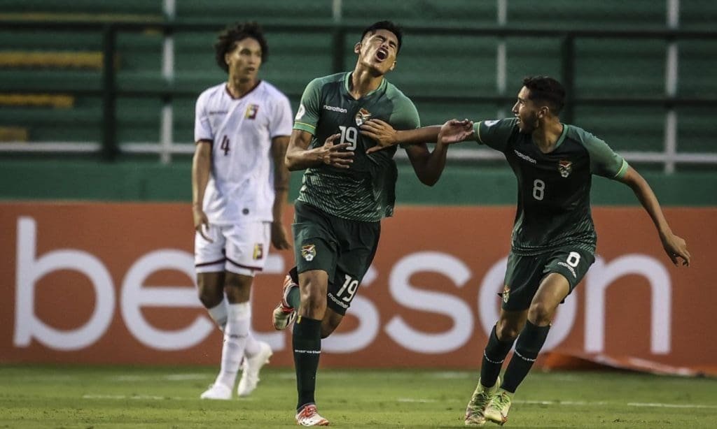 Venezuela 0-1 Bolivia: Una derrota que complica cualquier plan en el Sudamericano 6 Fernando Nava, autor del gol del triunfo de Bolivia ante Venezuela