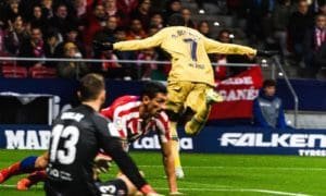 Ousmane Dembélé celebra el gol que le dio el triunfo al Barcelona sobre Atlético de Madrid