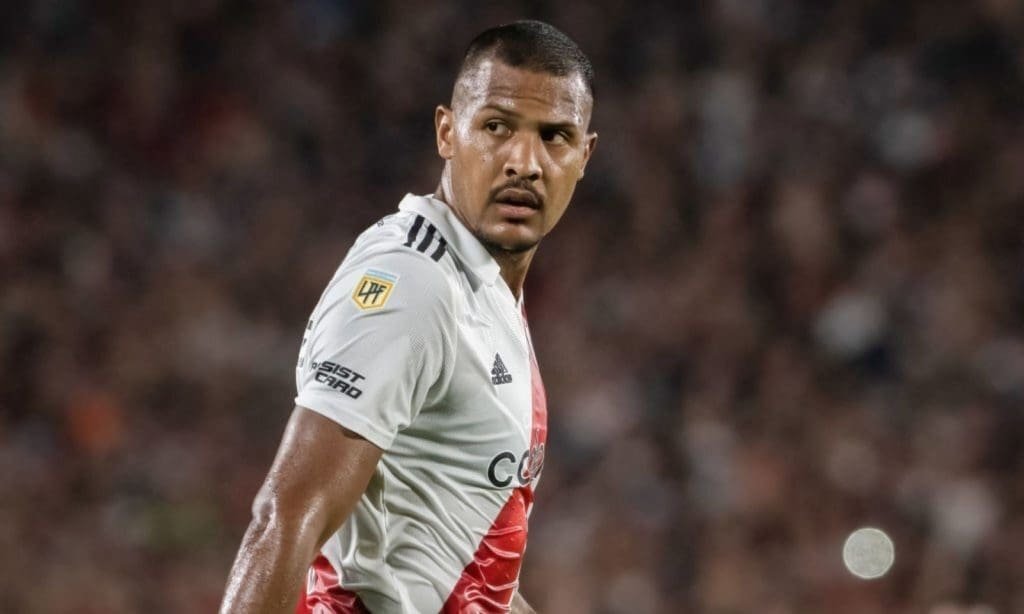 Salomón Rondón: 10 momentos de la carrera del venezolano de River Plate 9 Salomón Rondón se prepara para debutar en la Copa Libertadores con River Plate