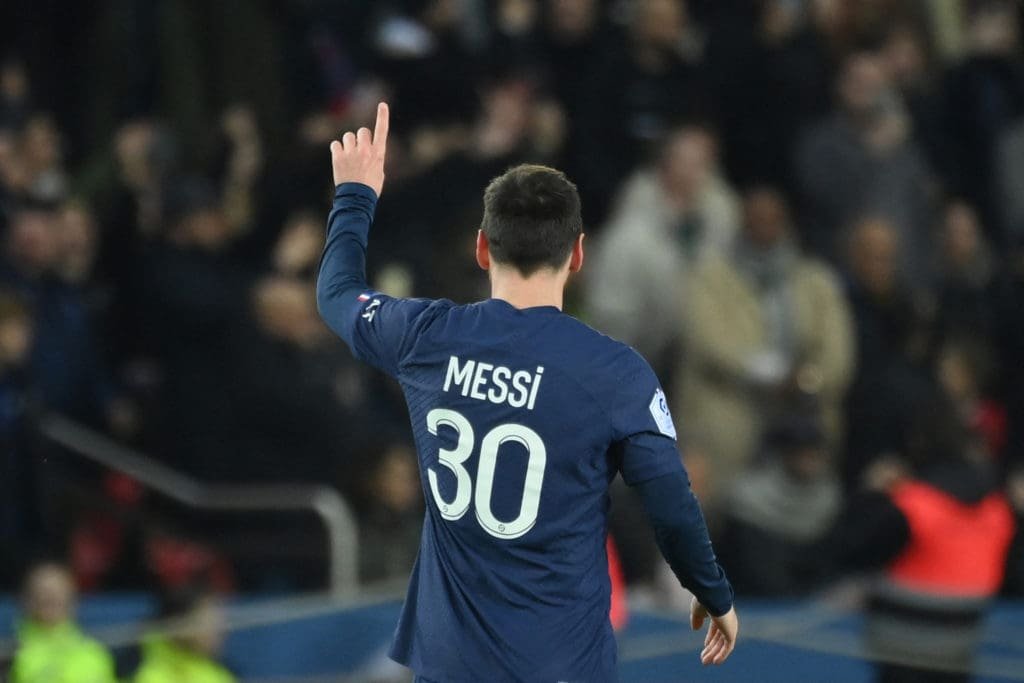 Con gol de Lionel Messi, el PSG se afianza en la punta de la Ligue 1 10 Lionel Messi