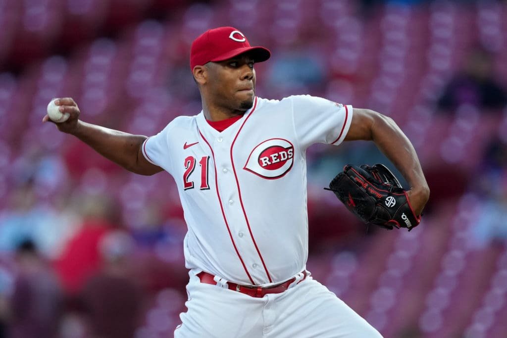chicago cubs v cincinnati reds