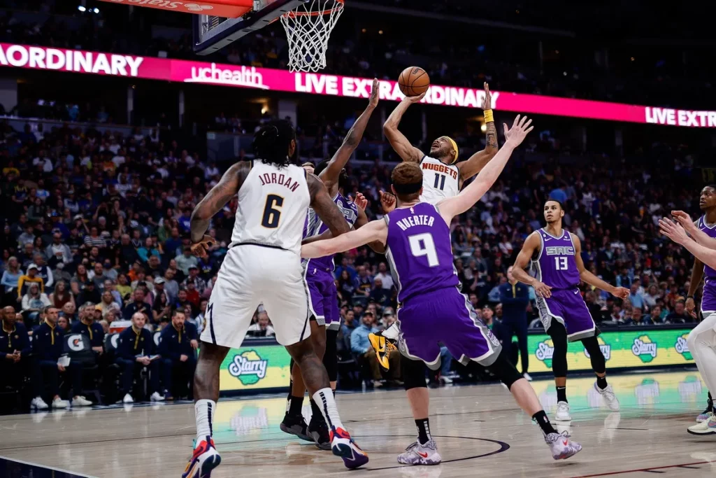 Los Nuggets cierran la temporada regular con una paliza sobre los Kings 5 20430312