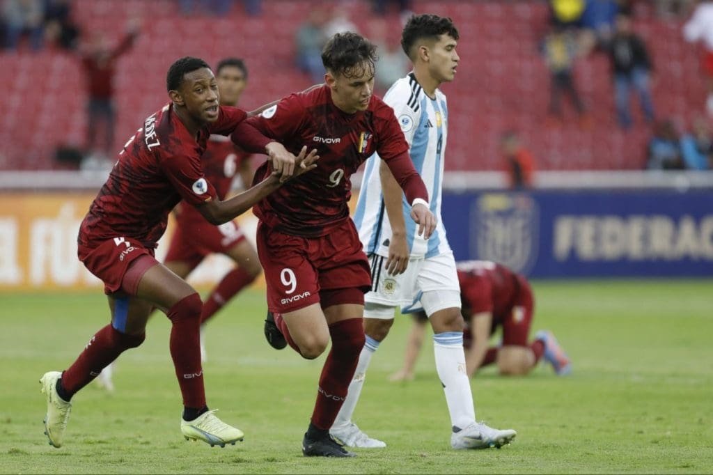Sudamericano sub 17: Venezuela se quedó corta ante Argentina 9 Lucciano Reinoso anotó su primer gol del Sudamericano sub 17. Foto: Conmebol.