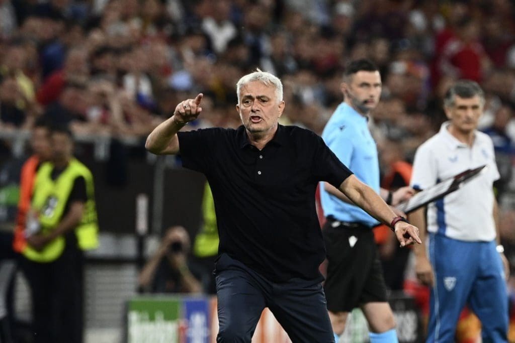 José Mourinho no pudo ganar su sexta final europea.