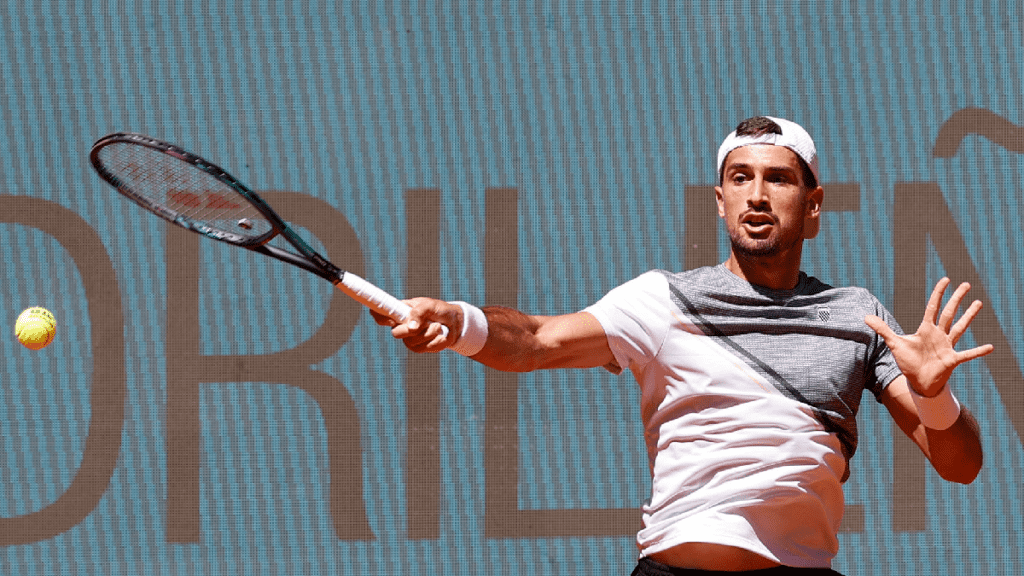 Pedro Cachin derrotó a Tiafoe y avanzó a los octavos de Madrid en la mejor victoria de su carrera 10 Pedro Cachin por primera vez en unos octavos de final de un Masters 1000