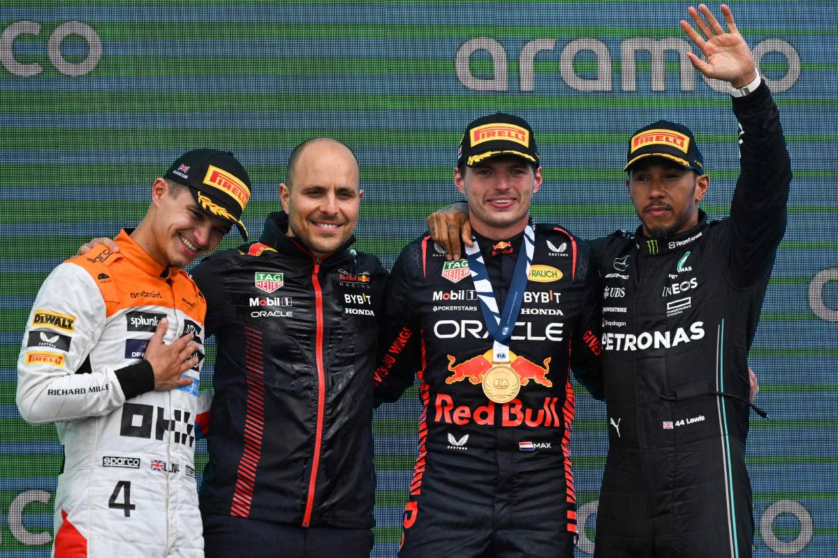 Verstappen gana GP Gran Bretaña