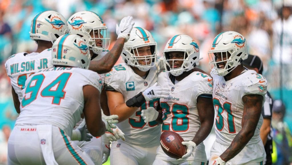 ataque miami dolphins demoledor denver