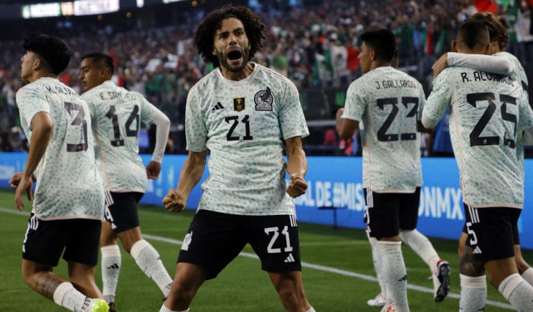 México rescata el empate ante Australia con gol de César Huerta
