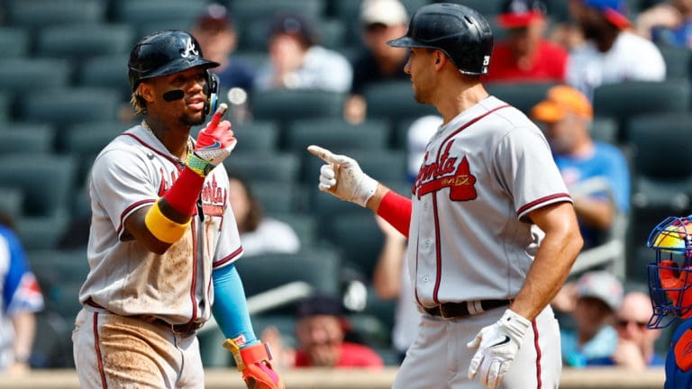 Bravos de Atlanta superan a Nacionales en las Grandes Ligas