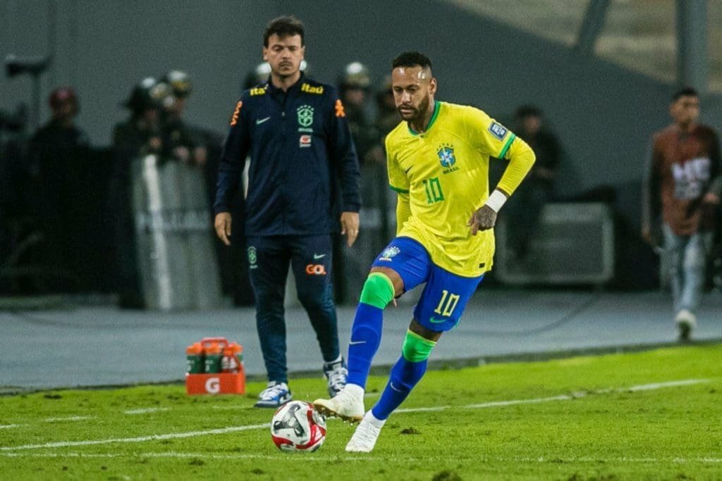 Neymar y Fernando Diniz.