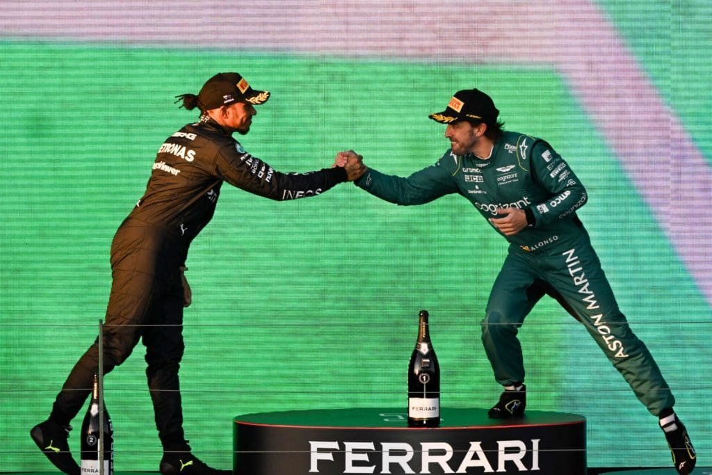 Lewis Hamilton vs Fernando Alonso ¿Quién se quedará con el tercer lugar en la F1? 3 Lewis Hamilton y Fernando Alonso