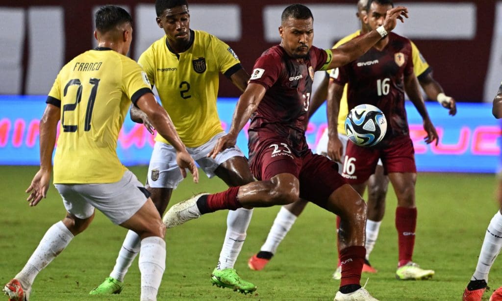 Salomón Rondón en el Venezuela 0-0 Ecuador.