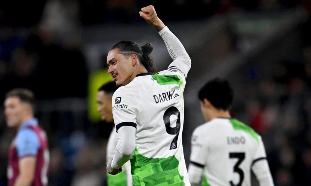 Darwin Núñez llegó a 5 goles en la Premier League 2023-24.