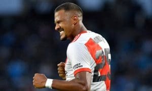 Salomón Rondón anotó en el 2-1 de River Plate sobre Belgrano.
