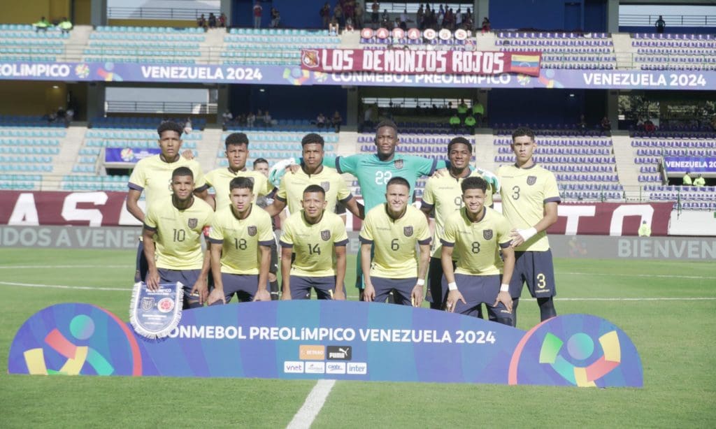 Ecuador goleó 3-0 a Colombia en el comienzo del Preolímpico. 