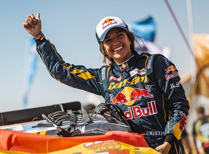 Cristina Gutiérrez hace historia siendo la segunda mujer en conseguir un Dakar