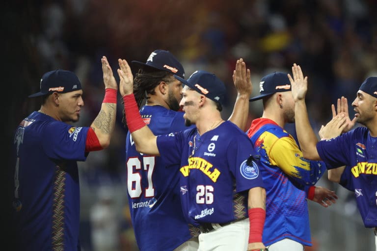 Venezuela se enfrentará por tercera vez a República Dominicana en la final de la Serie del Caribe, en los últimos 11 años.