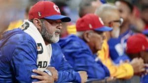 Oswaldo Guillén piensa en dirigir a Venezuela en el Clásico Mundial.