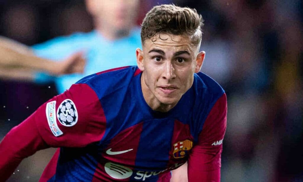 Barcelona avanza a cuartos de Champions por primera vez desde 2020 8 Fermín López anotó en la victoria de Barcelona sobre Napoli.