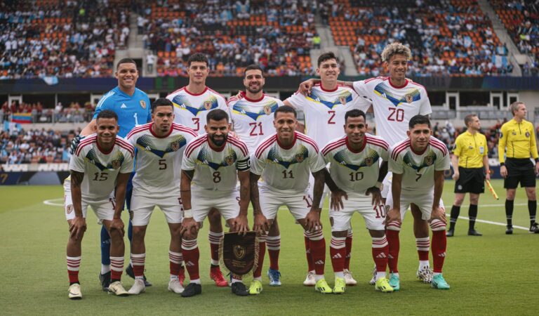 Venezuela sobrevive a un caótico 0-0 ante Guatemala