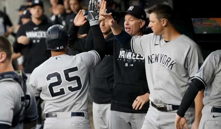 Yankees asaltan Houston y barren la primera serie de la temporada