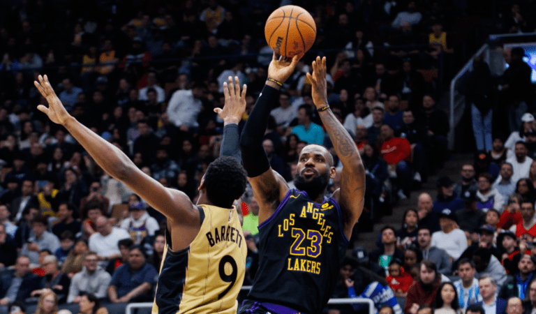 Los Lakers se llevan una cómoda victoria de Toronto