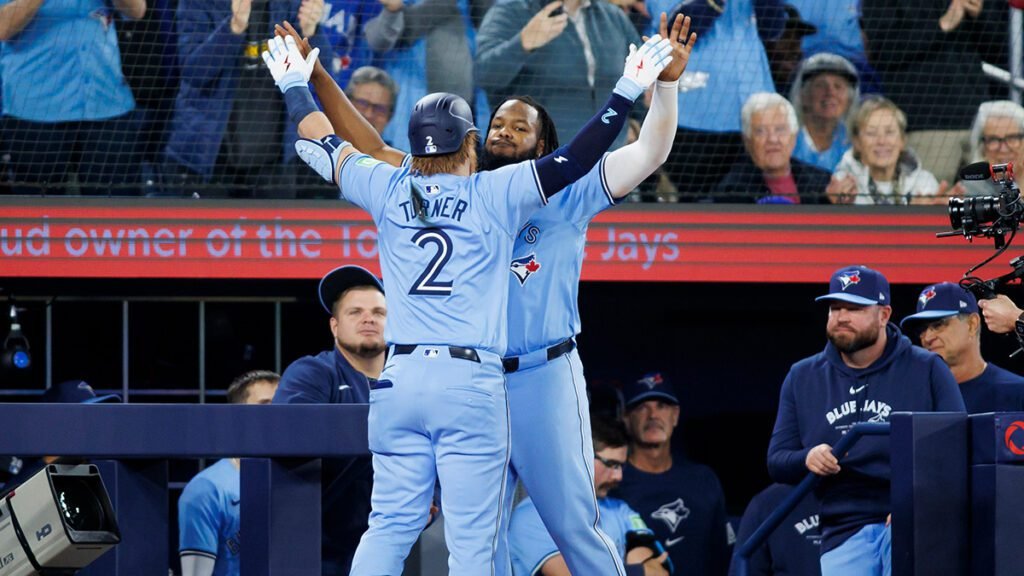La ofensiva de los Blue Jays responde en triunfo sobre Royals 10 Blue Jays