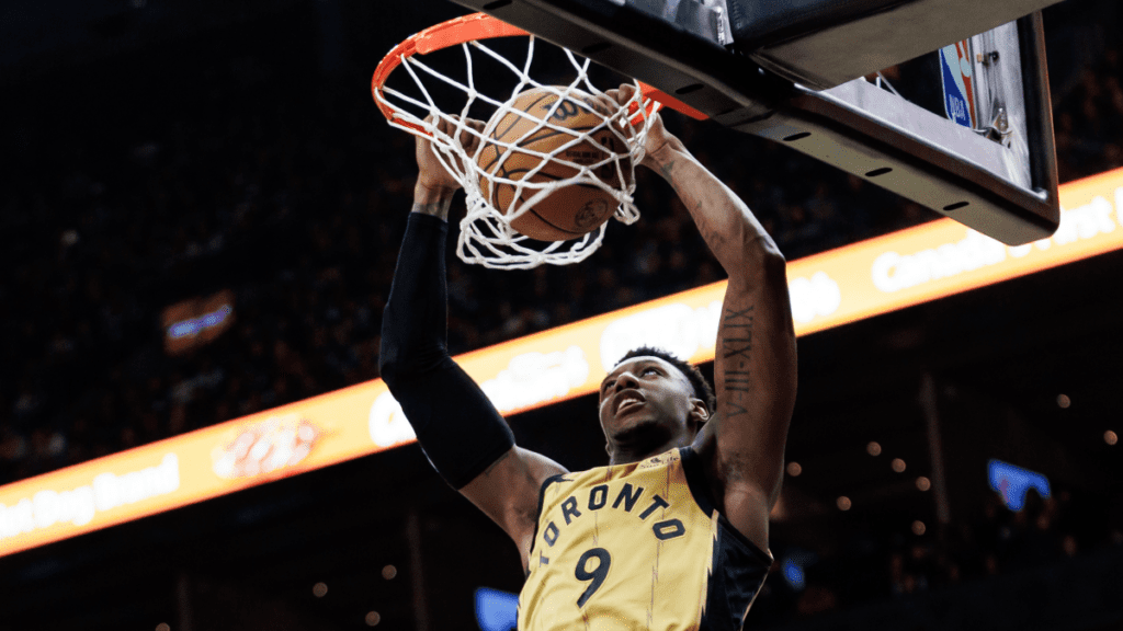 Los Raptors ganan su primer juego en casa en más de un mes 2 Raptors