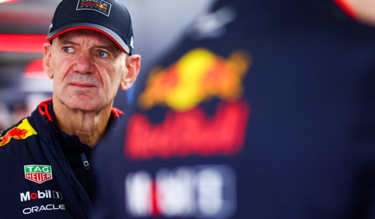 Adrian Newey dejaría Red Bull para marchase a Ferrari: Reporte