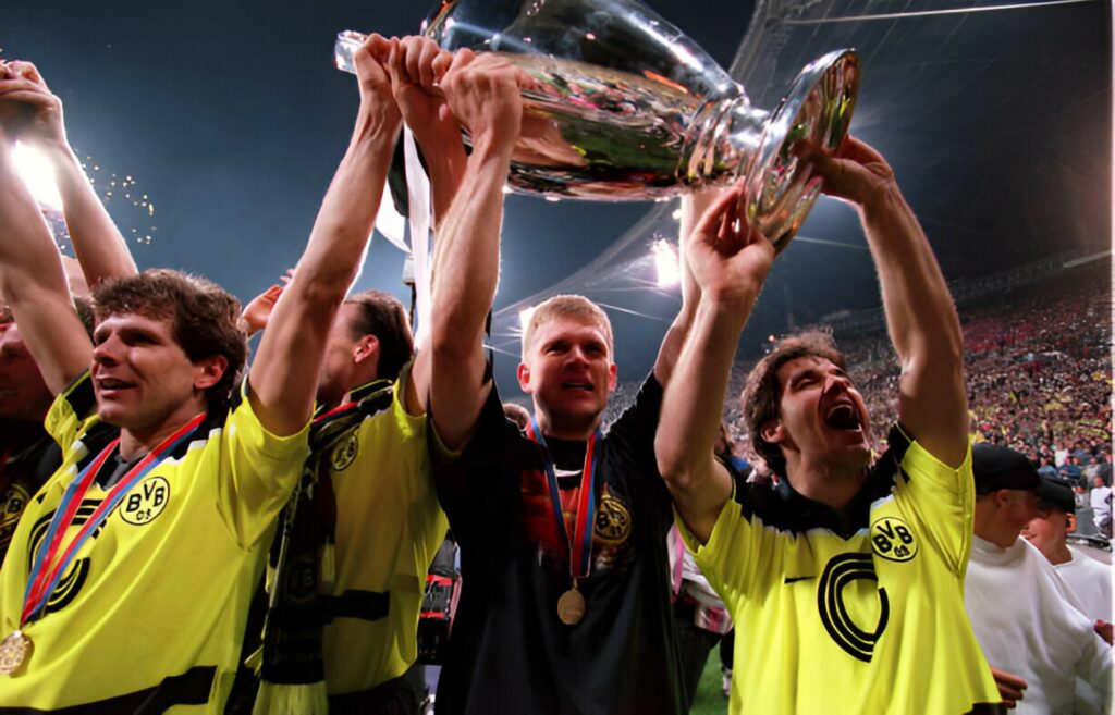 Borussia Dortmund ganó la final de Champions de 1997 ante la Juventus.