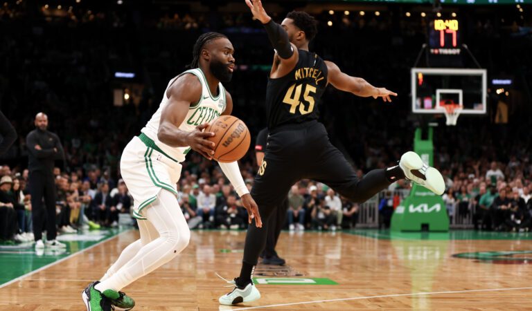 Celtics y Thunder pegan primero en sus series de semifinales